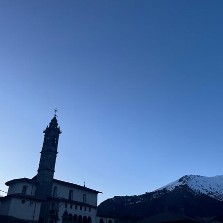 Suite Panoramica Casa Vacanza Di Alex G Oltre il Colle 外观 照片