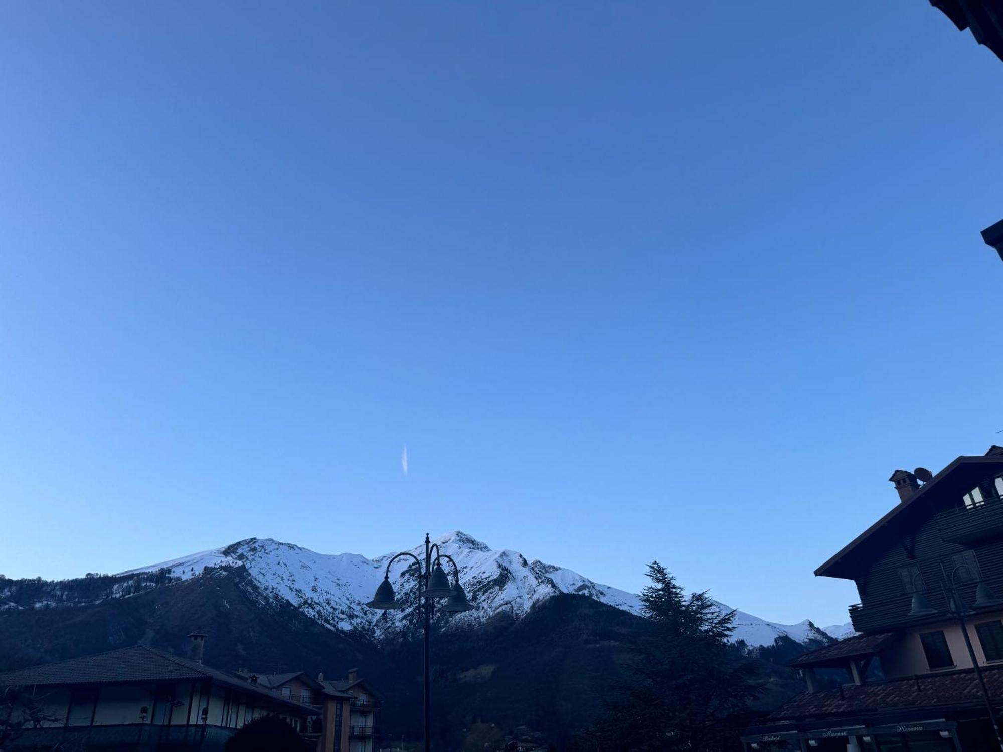Suite Panoramica Casa Vacanza Di Alex G Oltre il Colle 外观 照片